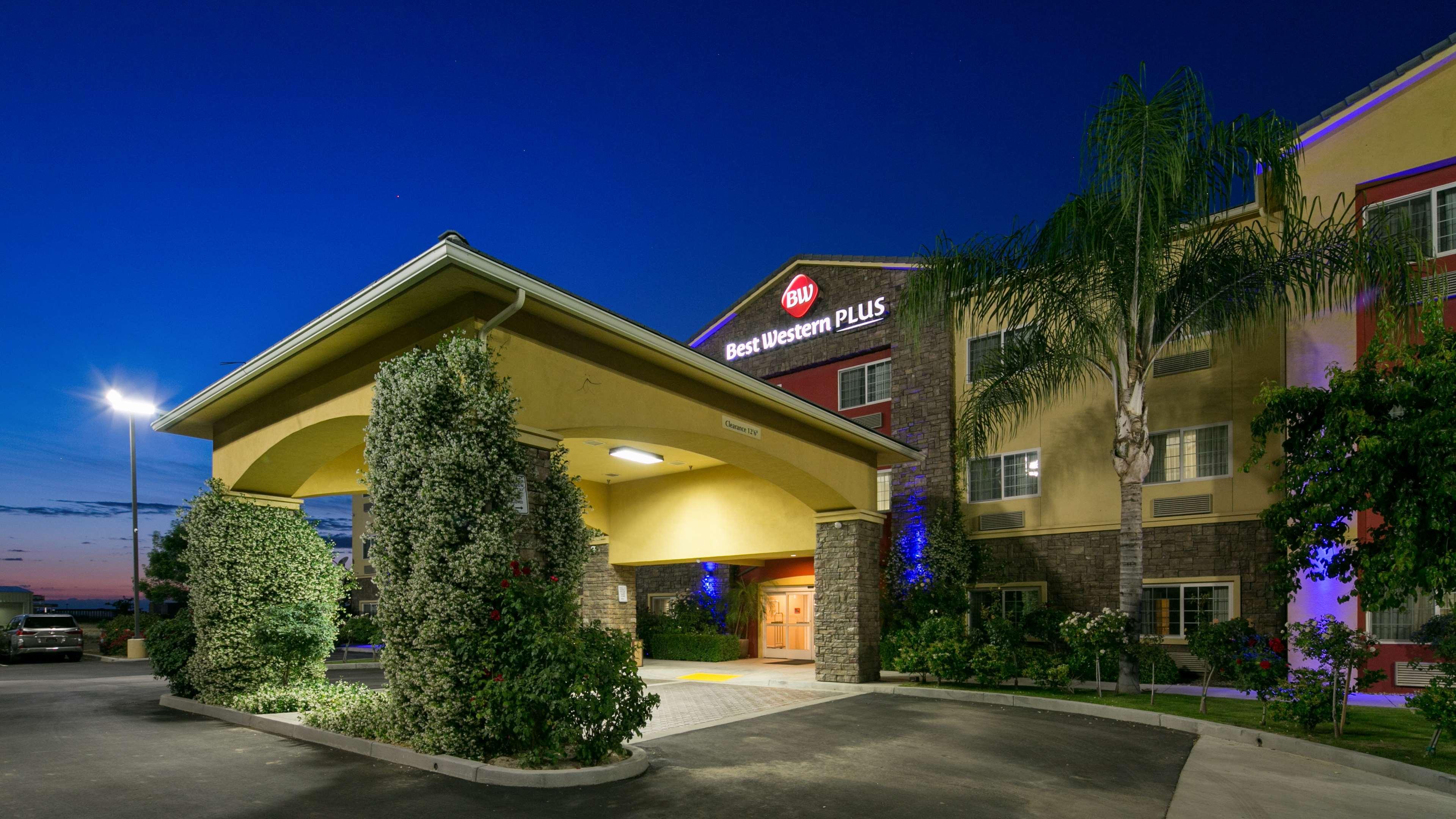 Best Western Plus Wasco Inn & Suites Exteriér fotografie