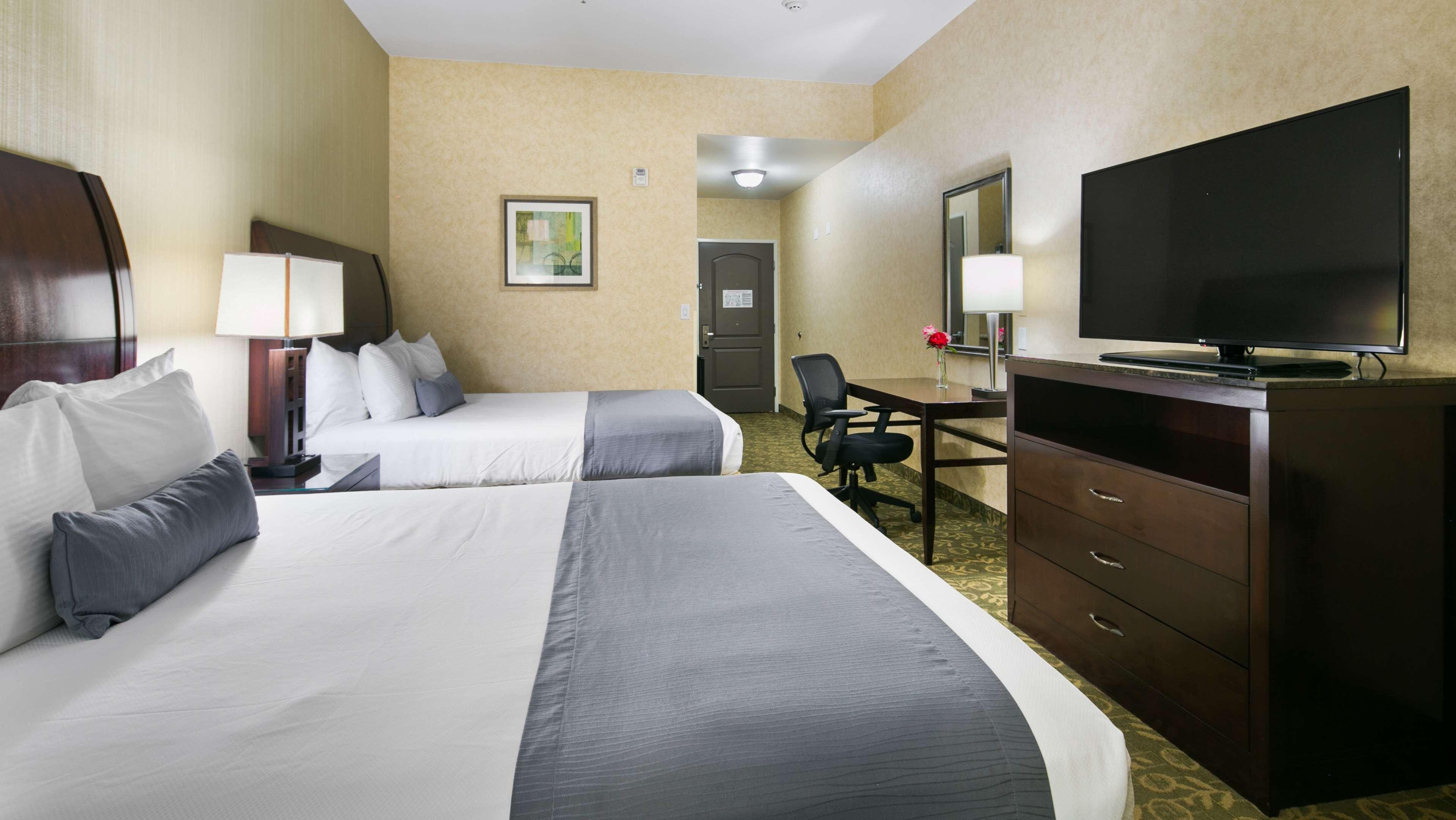 Best Western Plus Wasco Inn & Suites Exteriér fotografie