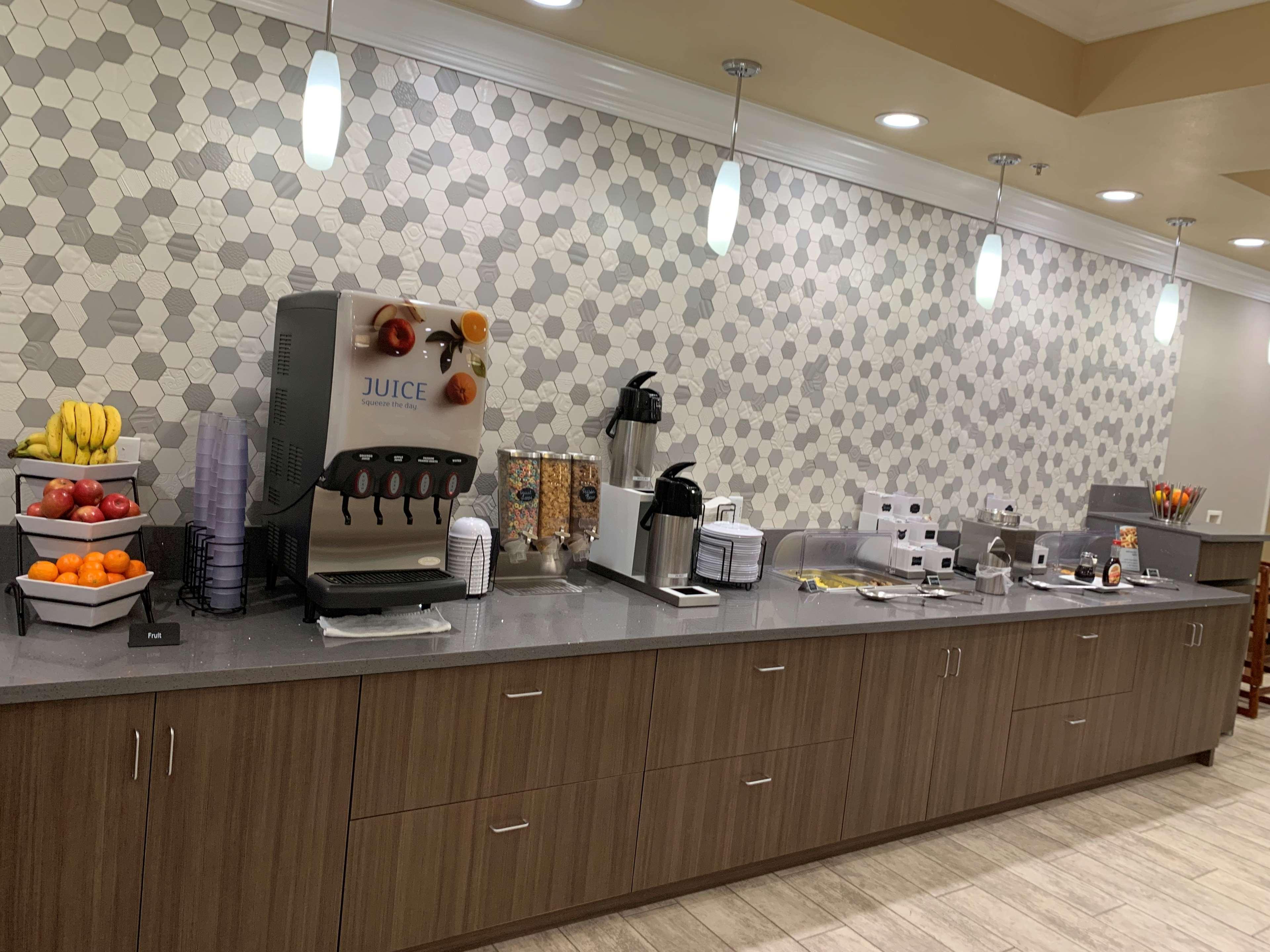Best Western Plus Wasco Inn & Suites Exteriér fotografie