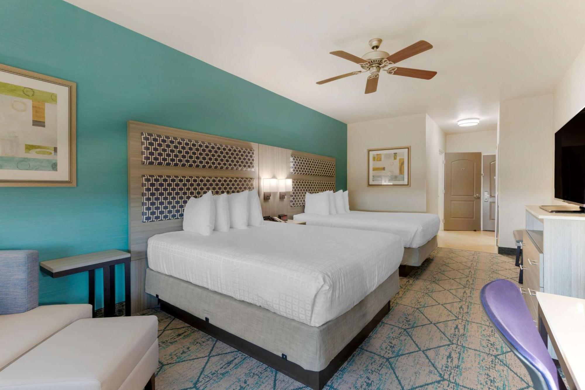 Best Western Plus Wasco Inn & Suites Exteriér fotografie