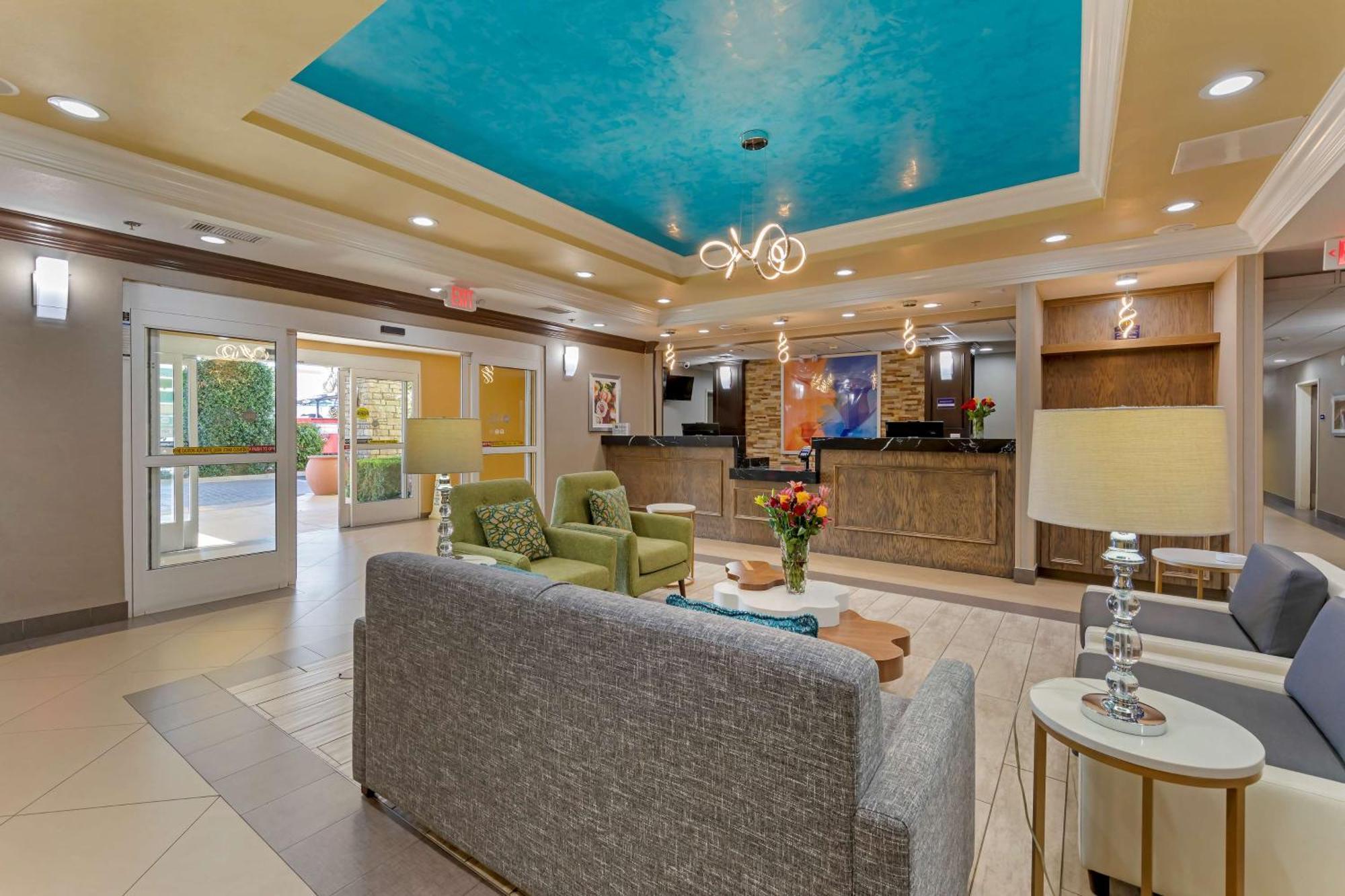 Best Western Plus Wasco Inn & Suites Exteriér fotografie