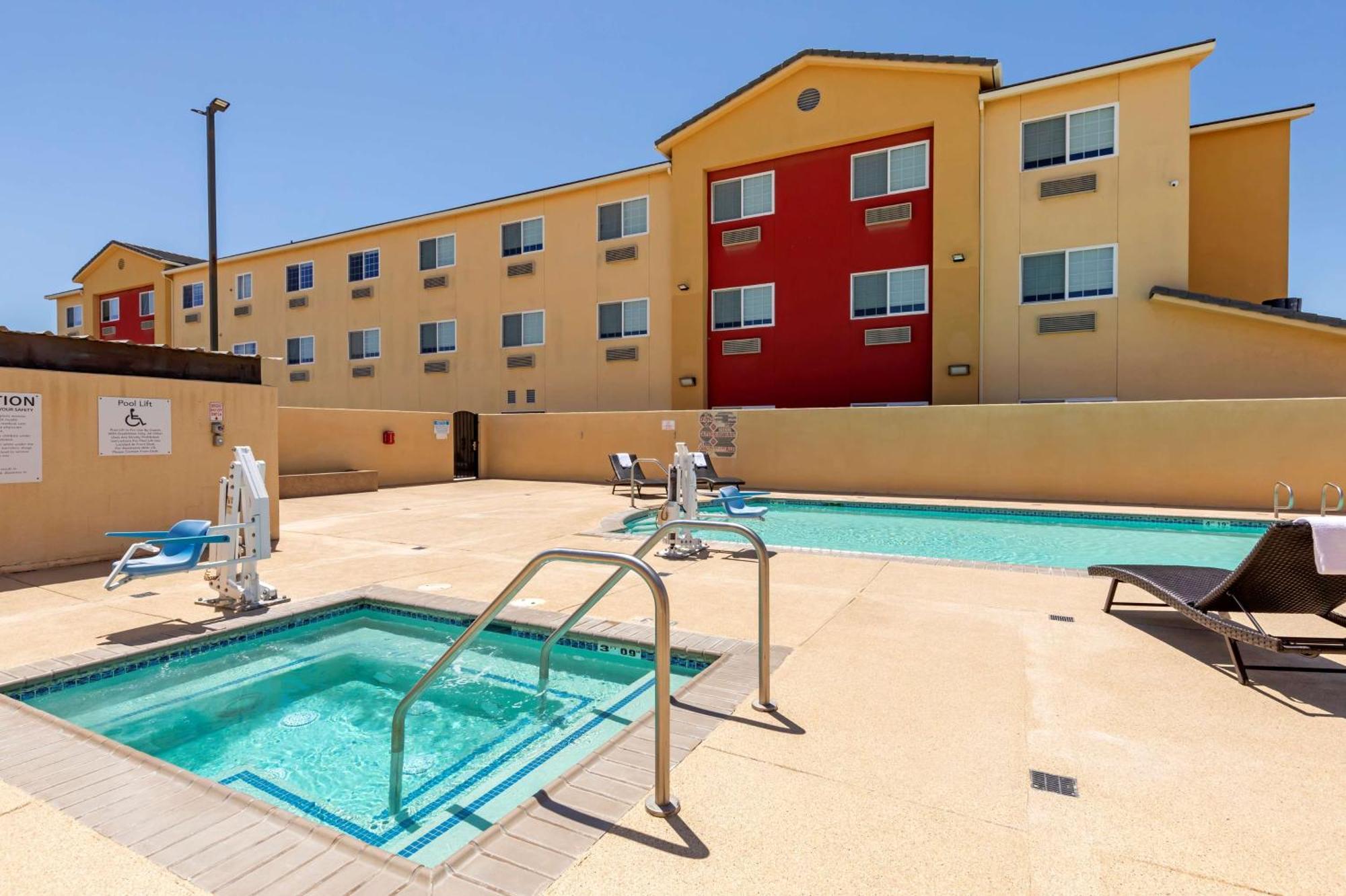 Best Western Plus Wasco Inn & Suites Exteriér fotografie