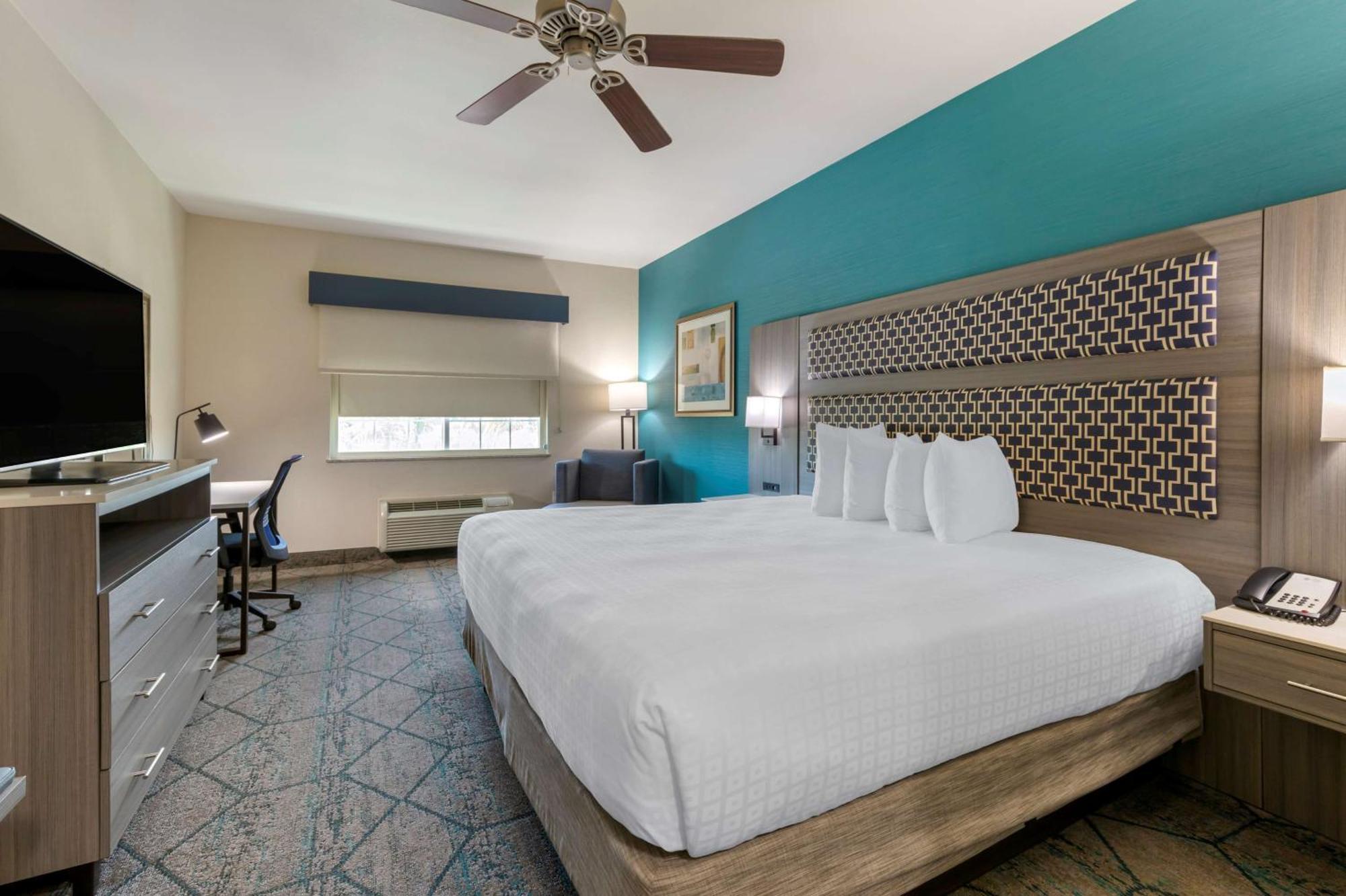 Best Western Plus Wasco Inn & Suites Exteriér fotografie
